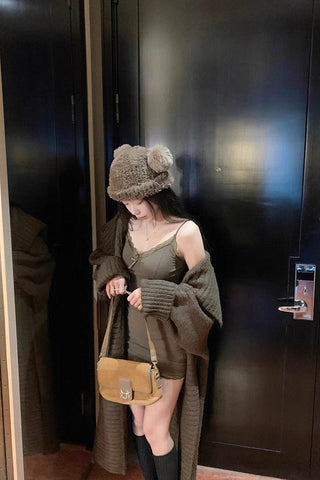 Two-piece suspender dress / long knitted coat