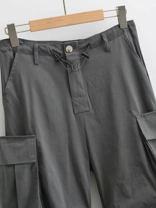 PLEATED BAGGY FIT CARGO PANTS