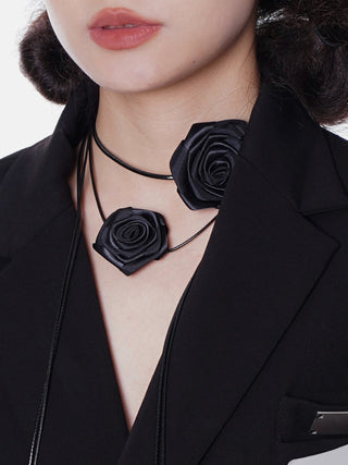 3D ROSE NECKLACE