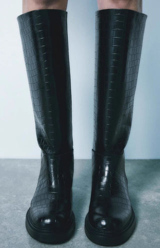 Crocodile pattern round head boots