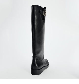 Flat heel knee-high boots