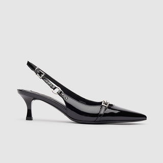 Pointed toe buckle leather pumps