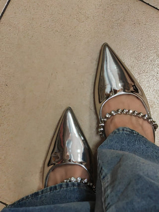 Low heel metallic-coated mules