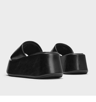 Thick-soled platform sandals