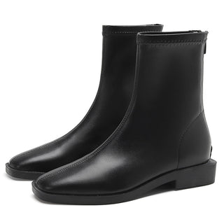 Low-heeled short boots