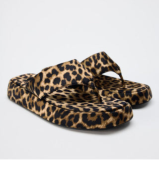 Leopard print platform thick-soled flip-flops