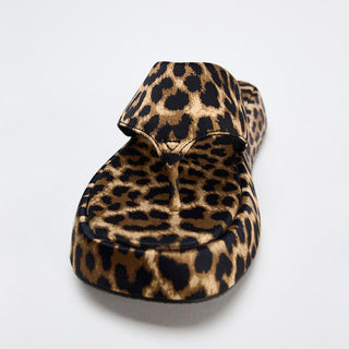 Leopard print platform thick-soled flip-flops