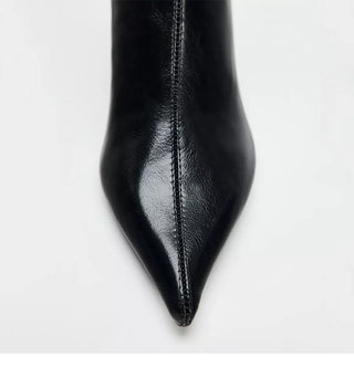 High-heeled pointed short boots