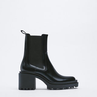 Leather Stride Chelsea Boots