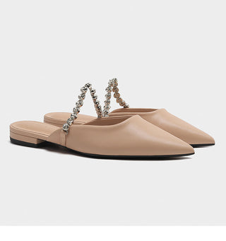 Pointed low-heeled chain mules