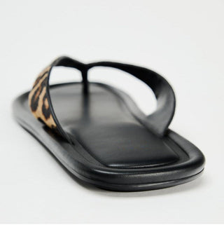 Leopard print flat flip flops