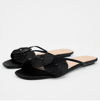 Flower flat sandals