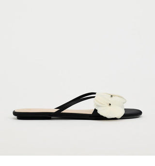 Flower flat sandals