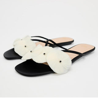 Flower flat sandals