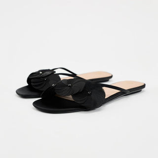 Flower flat sandals