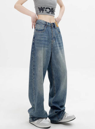 High-waisted baggy loose jeans