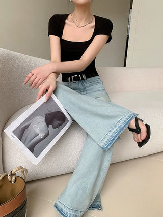 Retro light wash high-waisted jeans