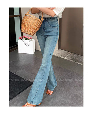 High-waisted micro flared light blue jeans