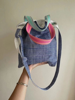 blue simple one-shoulder cloth bag