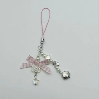 Bowknot heart charm