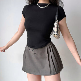 Pleated gray short skirt