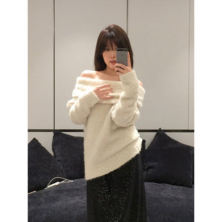 Loose woolen off-shoulder sweater