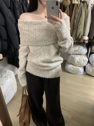 Loose woolen off-shoulder sweater