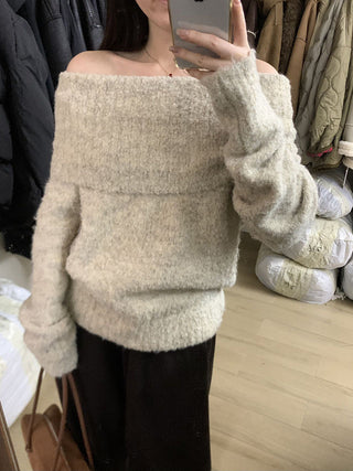 Loose woolen off-shoulder sweater