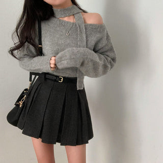 One-Shoulder Long-sleeved Sweater