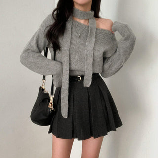 One-Shoulder Long-sleeved Sweater