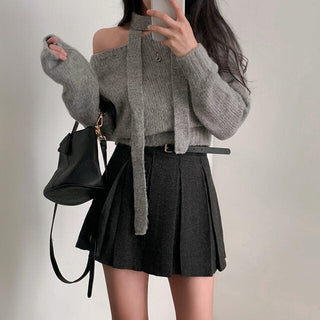 One-Shoulder Long-sleeved Sweater