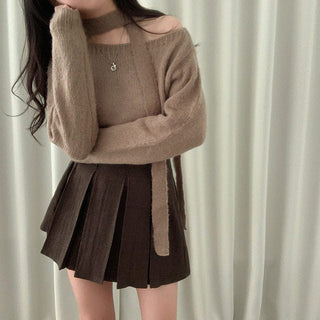 One-Shoulder Long-sleeved Sweater