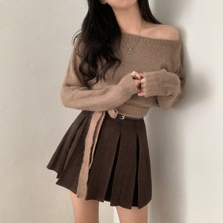 One-Shoulder Long-sleeved Sweater