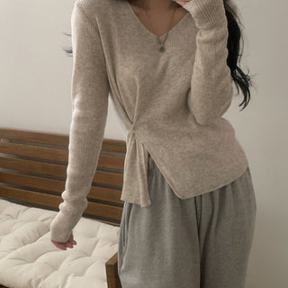 V-neck Split Waist Long Sleeve Sweater