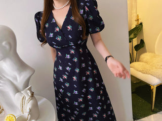 V-neck bubble sleeve floral one-piece dress