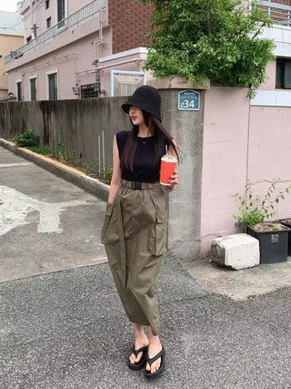 Belted cargo skirt