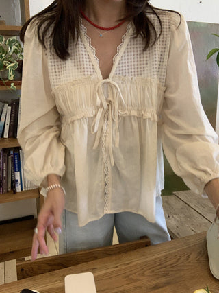 V-Neck Loose Lace Shirt