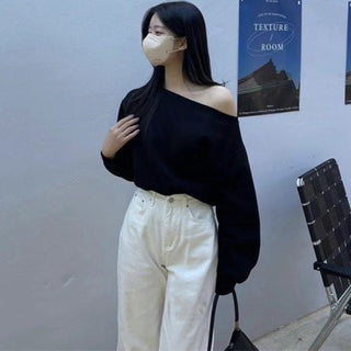 Off-shoulder loose fit sweater