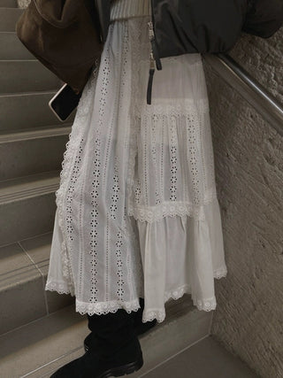 Korean lace stitching skirt