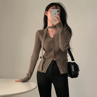 V-neck single-breasted slim sweater