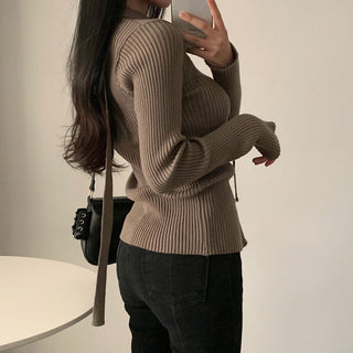 V-neck single-breasted slim sweater