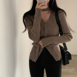 V-neck single-breasted slim sweater