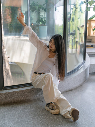 Wide-leg white jeans