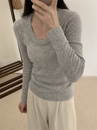 U-neck slim fit woolen knit top