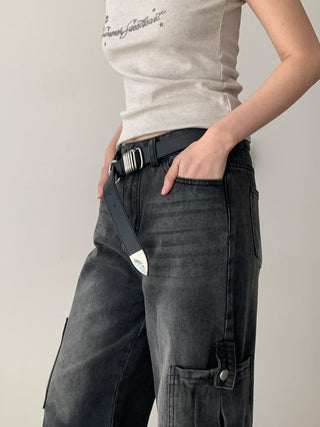 Retro Multi-Pocket Pleated Distressed Jeans