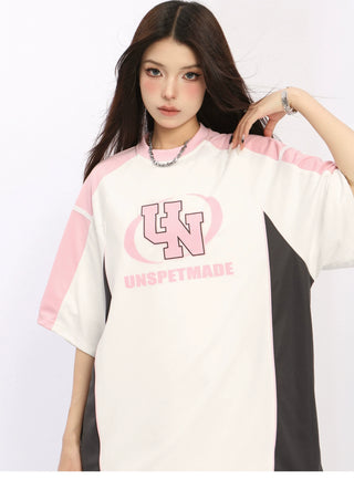 Oversized letter graphic blokette top