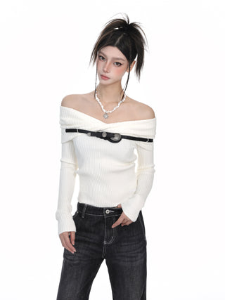 Long-sleeved knitted sweater