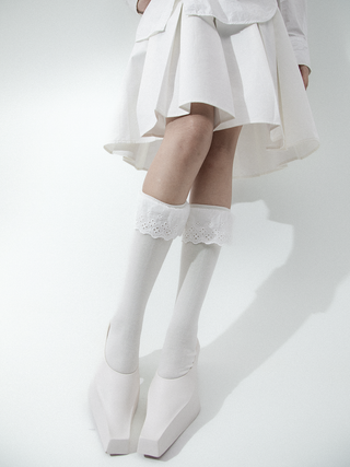 Lace Ruffled Mid-Length Calf Socks