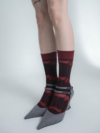 Embossed Ripple Mid-Tube Socks