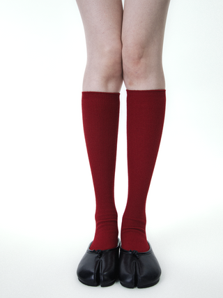 Split Toe Mid-Tube Red Socks